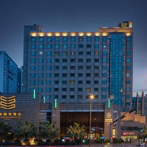 Chengdu Tianfu Sunshine Hotel